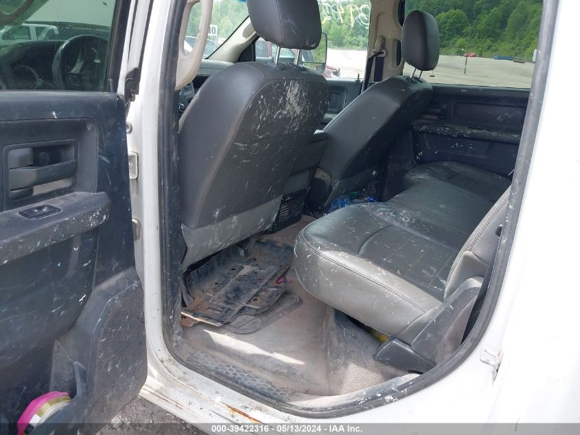 2015 Ram 3500 Chassis Tradesman/Slt/Laramie VIN: 3C7WRSCL7FG688975 Lot: 39422316