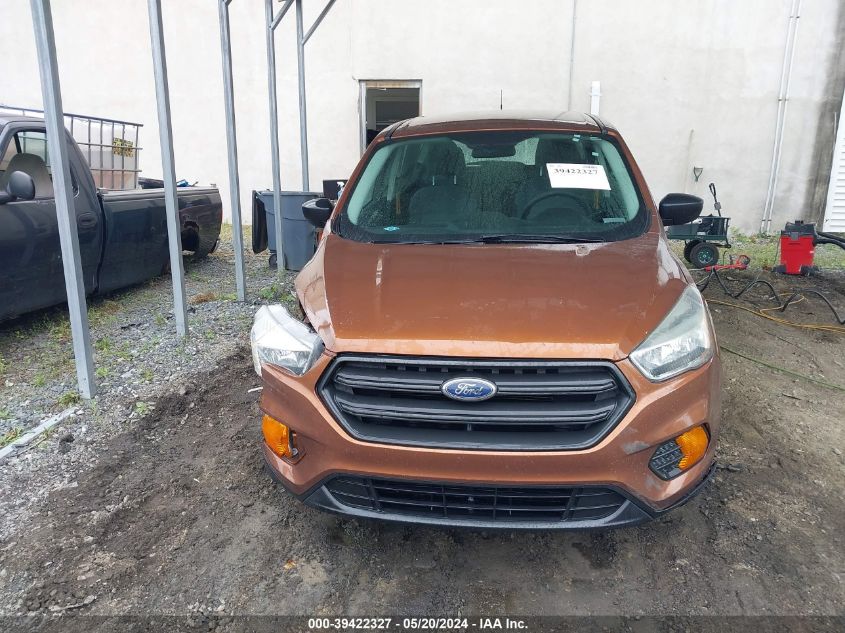 2017 Ford Escape S VIN: 1FMCU0F76HUC61090 Lot: 39422327