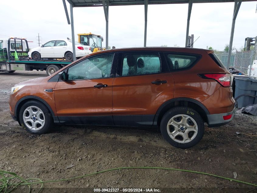 2017 Ford Escape S VIN: 1FMCU0F76HUC61090 Lot: 39422327