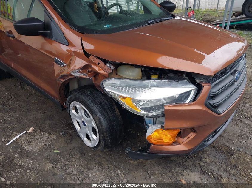 2017 Ford Escape S VIN: 1FMCU0F76HUC61090 Lot: 39422327