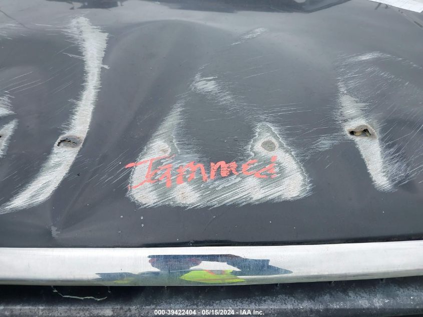 2000 Toyota Tundra Ltd V8 VIN: 5TBRT3812YS068377 Lot: 39422404