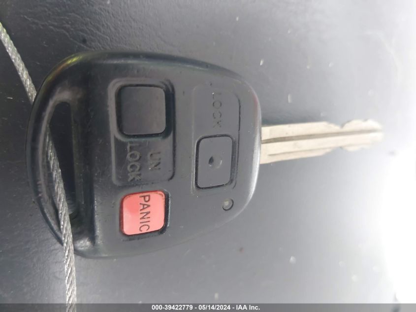 2001 Toyota Land Cruiser VIN: JTEHT05J712015818 Lot: 39422779