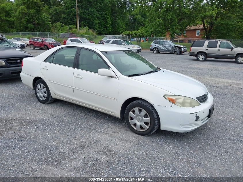 2003 Toyota Camry Le VIN: 4T1BE32K13U130565 Lot: 39423001