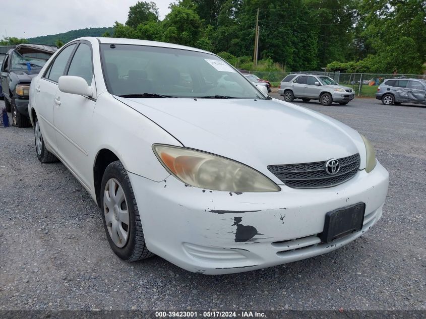 2003 Toyota Camry Le VIN: 4T1BE32K13U130565 Lot: 39423001