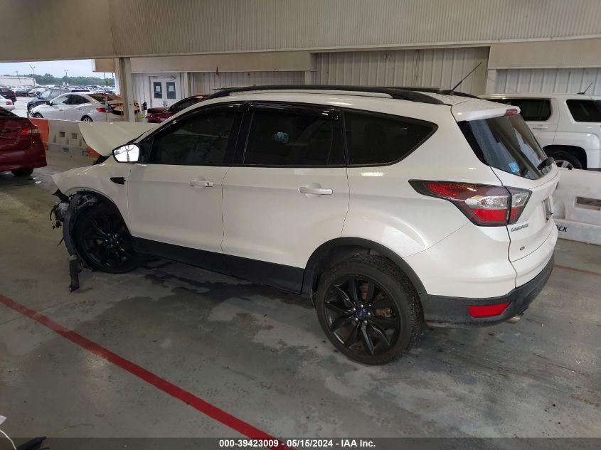 2017 FORD ESCAPE SE - 1FMCU0GDXHUA76061