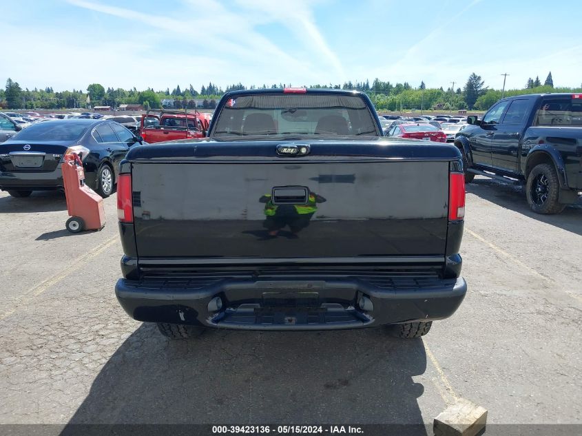 2000 GMC Sonoma Sls VIN: 1GTCT19W0Y8139611 Lot: 39423136