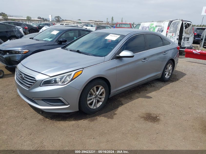 2017 Hyundai Sonata VIN: 5NPE24AF4HH561438 Lot: 39423231