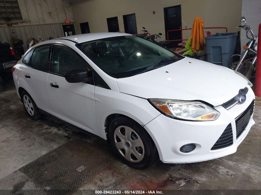 2013 Ford Focus S VIN: 1FADP3E22DL330824 Lot: 39423243