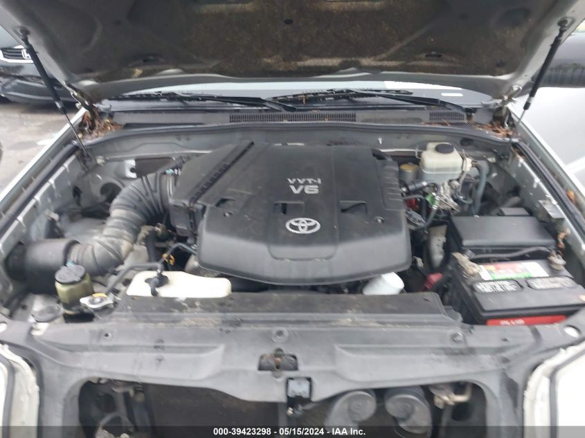 2005 Toyota 4Runner Sr5 V6 VIN: JTEZU14R758037318 Lot: 39423298