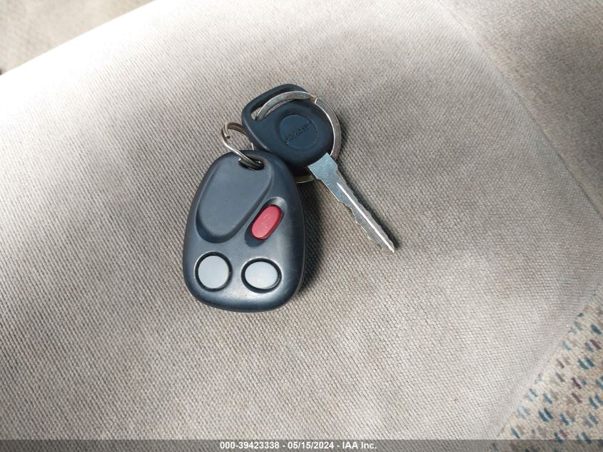 2004 Chevrolet Silverado 1500 Ls VIN: 2GCEC13T641409087 Lot: 39423338