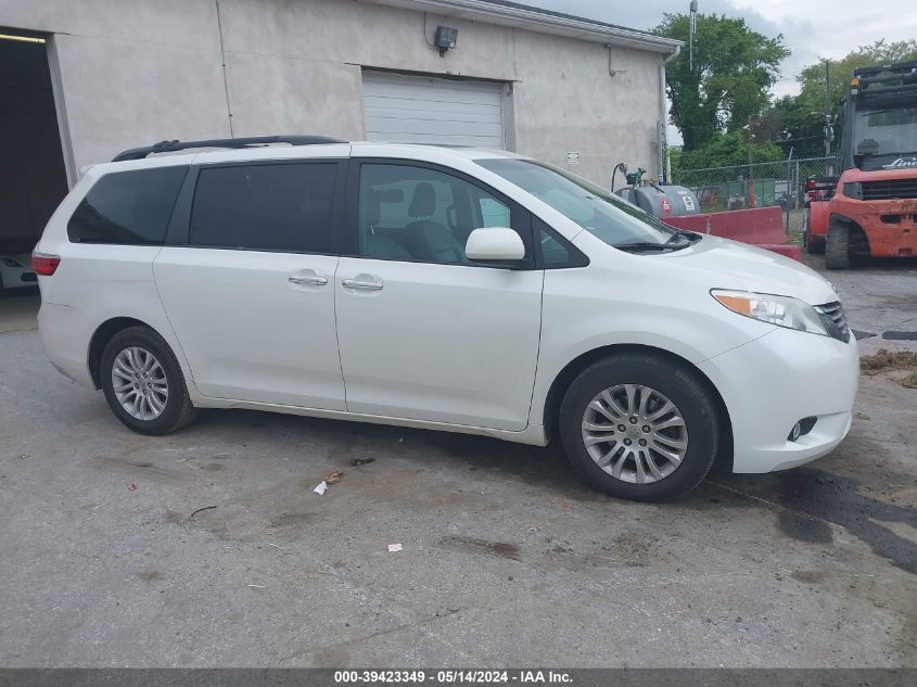 2017 Toyota Sienna Xle 8 Passenger VIN: 5TDYZ3DC0HS851965 Lot: 39423349