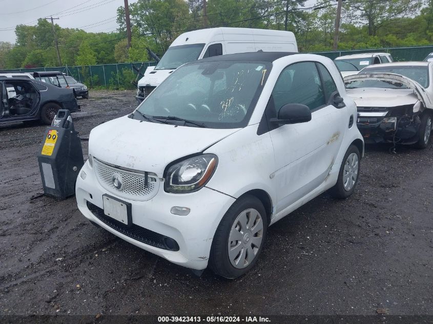 2017 Smart Fortwo VIN: WMEFJ5DA4HK168684 Lot: 39423413