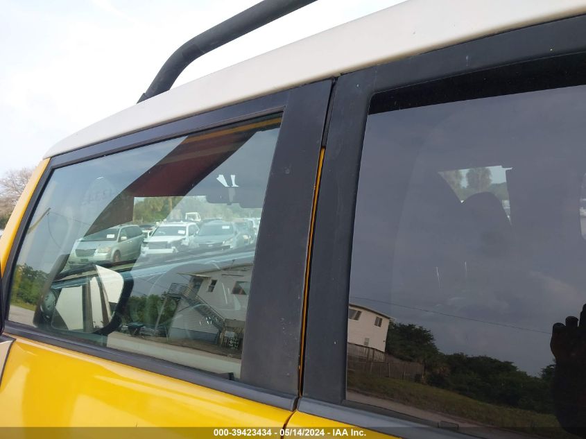 2007 Toyota Fj Cruiser VIN: JTEBU11F170083238 Lot: 39423434