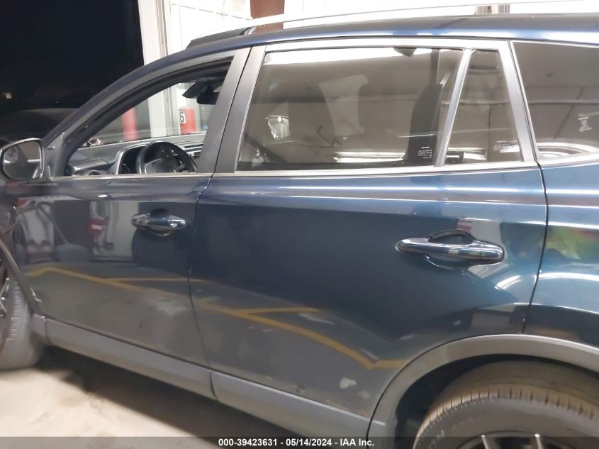 2017 Toyota Rav4 Se VIN: JTMNFREV0HJ722300 Lot: 39423631