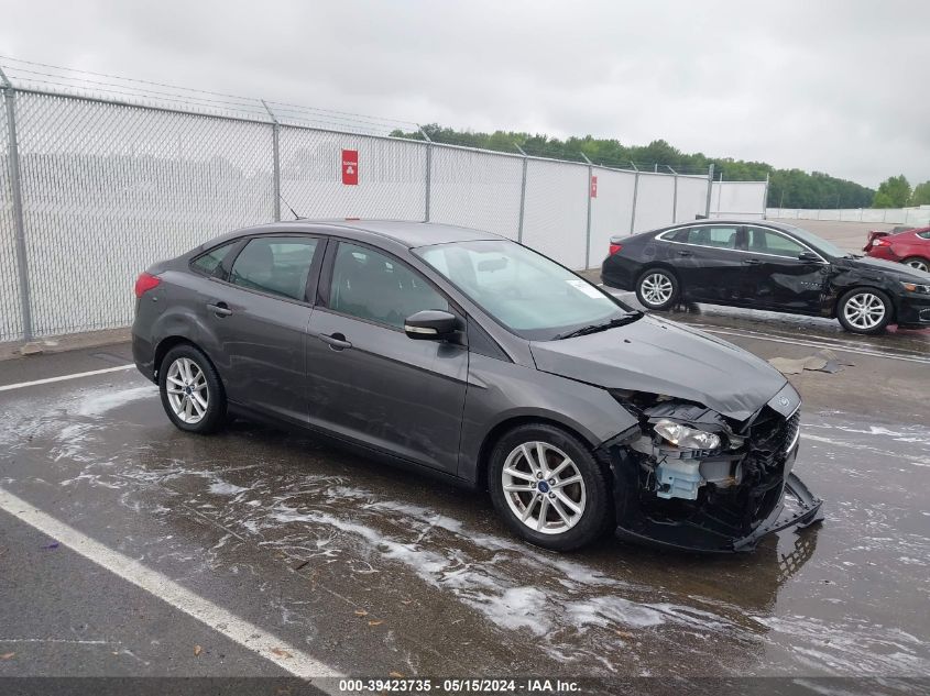 2015 FORD FOCUS SE - 1FADP3F25FL250371