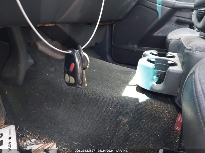 2002 Chevrolet Silverado 1500 Ls VIN: 2GCEC19TX21384781 Lot: 39423827