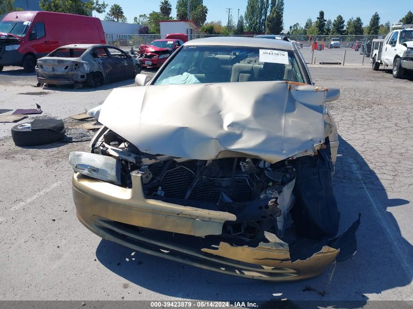 2000 Toyota Camry Le VIN: JT2BG22K4Y0493684 Lot: 39423879