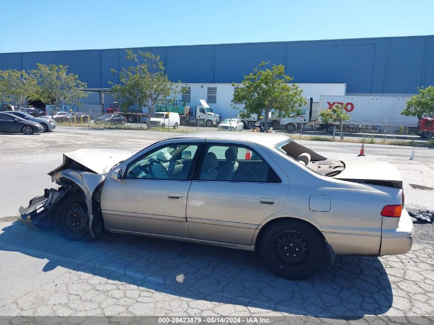 2000 Toyota Camry Le VIN: JT2BG22K4Y0493684 Lot: 39423879
