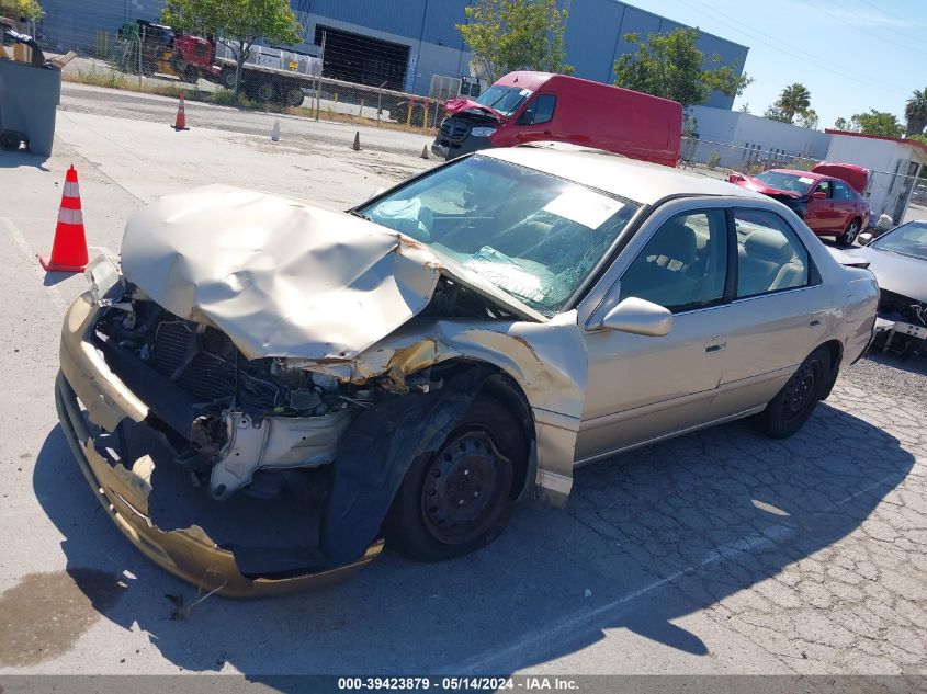 2000 Toyota Camry Le VIN: JT2BG22K4Y0493684 Lot: 39423879