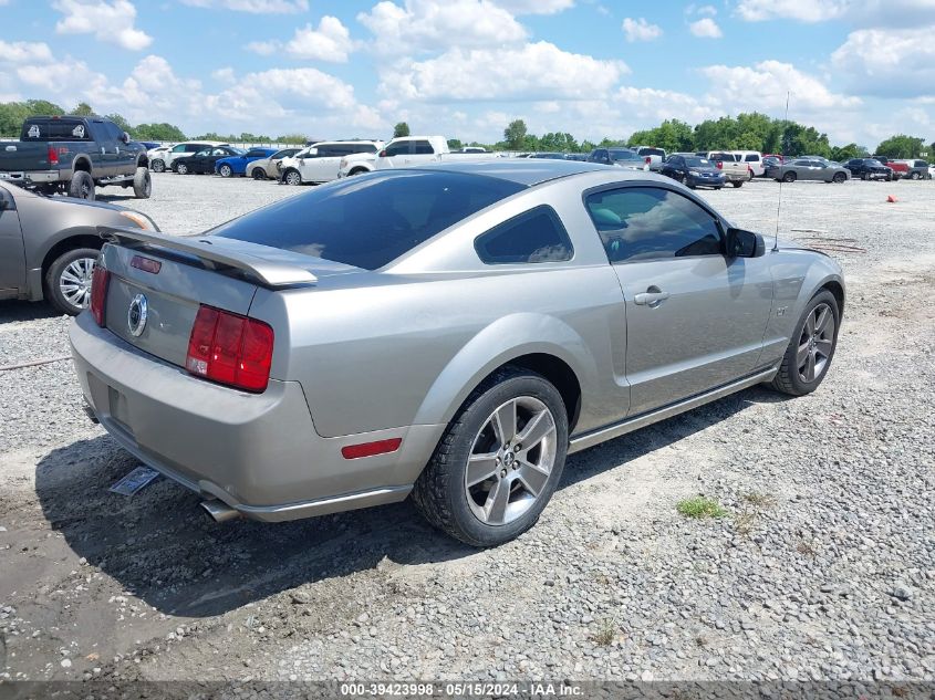 2008 Ford Mustang Gt Deluxe/Gt Premium VIN: 1ZVHT82HX85111937 Lot: 39423998