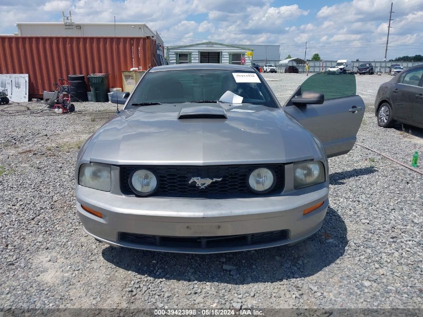 2008 Ford Mustang Gt Deluxe/Gt Premium VIN: 1ZVHT82HX85111937 Lot: 39423998