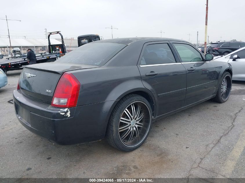 2006 Chrysler 300 VIN: 2C3KA43R96H218082 Lot: 39424065