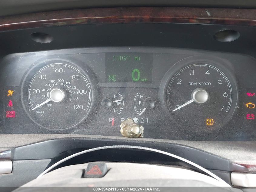 2011 Lincoln Town Car Signature Limited VIN: 2LNBL8CV0BX750312 Lot: 39424116