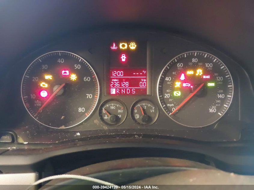 2006 Volkswagen Jetta 2.5 VIN: 3VWSF71KX6M767406 Lot: 39424120