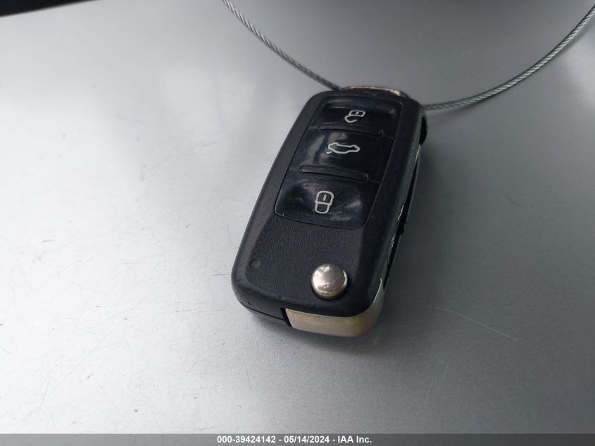 2012 Volkswagen Gti VIN: WVWHD7AJ4CW054765 Lot: 39424142