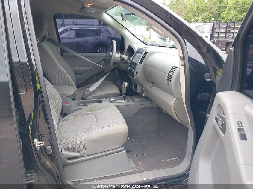 2019 NISSAN FRONTIER SV - 1N6AD0ER2KN714375
