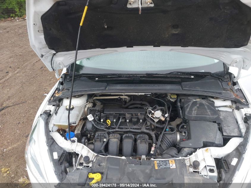 2015 Ford Focus Se VIN: 1FADP3K25FL217831 Lot: 39424175