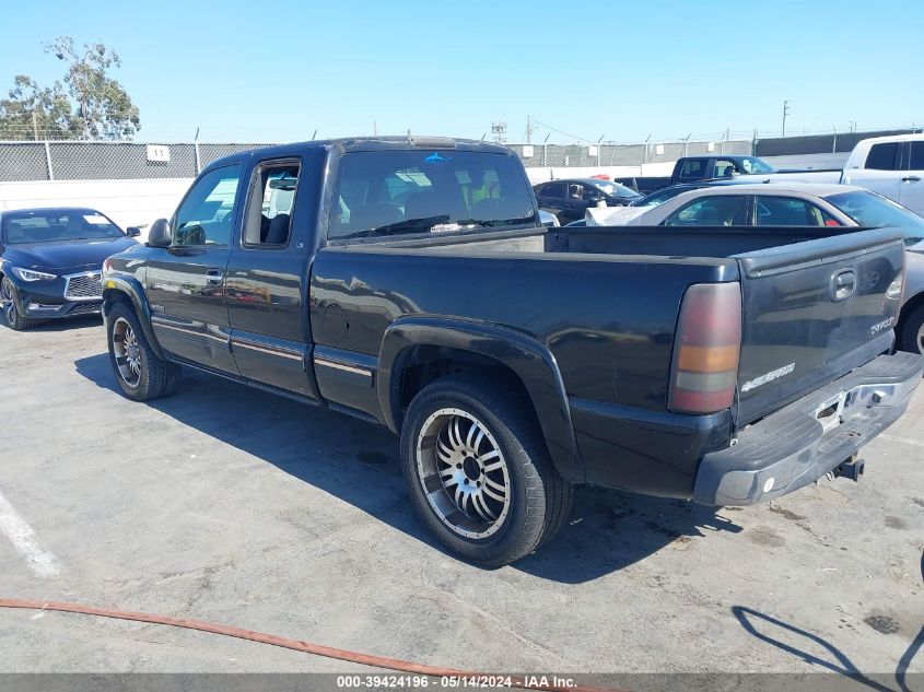 2000 Chevrolet Silverado C1500 VIN: 2GCEC19T7Y1233647 Lot: 39424196