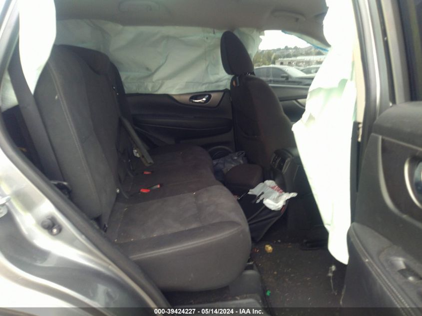 2016 Nissan Rogue S/Sl/Sv VIN: KNMAT2MT4GP677033 Lot: 39424227