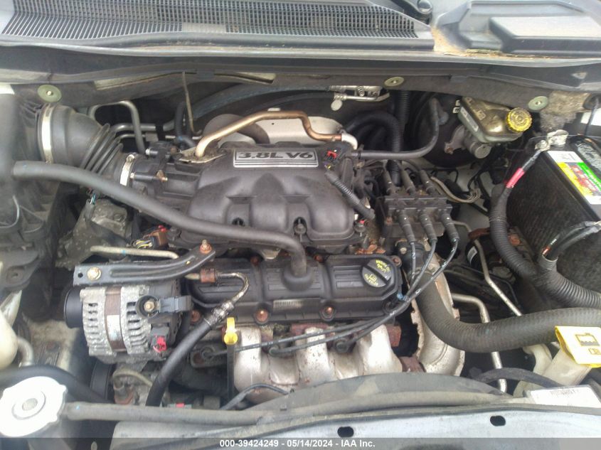 2010 Chrysler Town & Country Touring VIN: 2A4RR5D10AR495704 Lot: 39424249