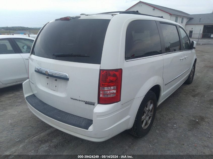 2010 Chrysler Town & Country Touring VIN: 2A4RR5D10AR495704 Lot: 39424249