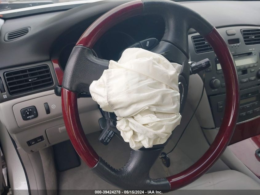 2004 Lexus Es 330 VIN: JTHBA30G645031801 Lot: 39424278