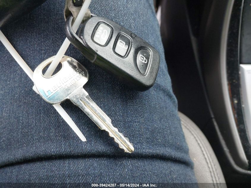 2012 Hyundai Elantra Limited VIN: 5NPDH4AE5CH116779 Lot: 39424287