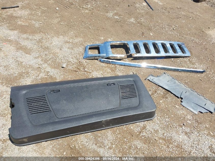 2008 Hummer H3 Suv VIN: 5GTEN13E888118355 Lot: 39424386