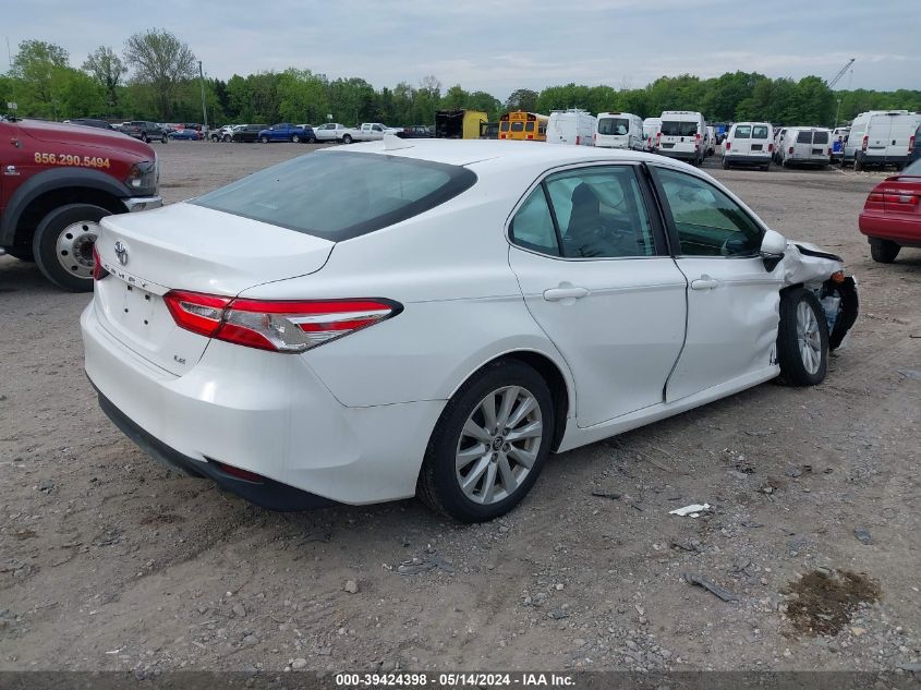 2020 Toyota Camry Le VIN: 4T1L11AK0LU916895 Lot: 39424398