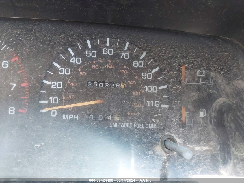 1990 Toyota 4Runner Vn39 Sr5 VIN: JT3VN39W3L0012832 Lot: 39424406