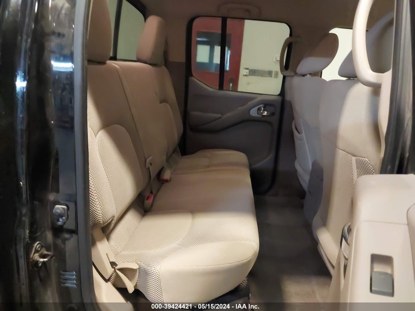 2015 NISSAN FRONTIER S/SV/SL/PRO-4X - 1N6AD0EV1FN715584