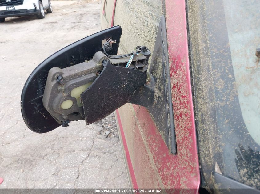 2001 Chevrolet Blazer Lt VIN: 1GNCS13W712162220 Lot: 39424451