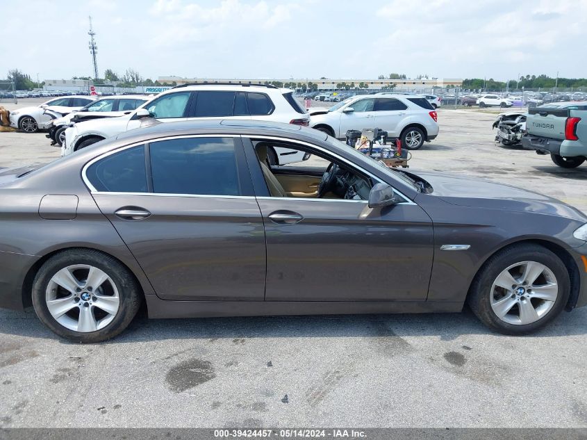 2013 BMW 528I VIN: WBAXG5C57DD233318 Lot: 39424457