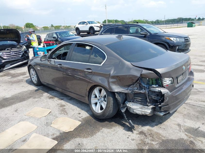 2013 BMW 528I VIN: WBAXG5C57DD233318 Lot: 39424457