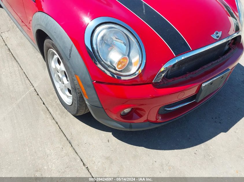 2013 Mini Clubman Cooper VIN: WMWZF3C54DT489843 Lot: 39424597