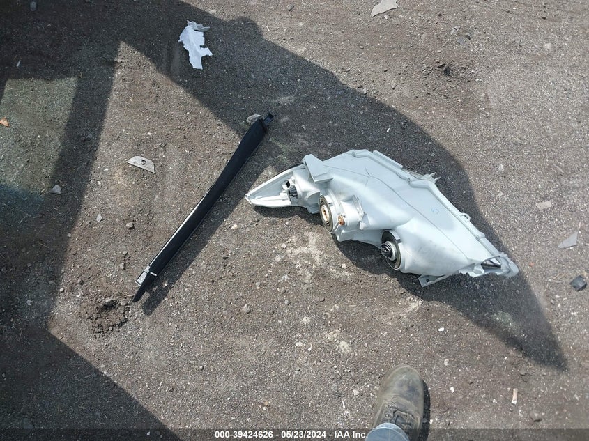 2013 Toyota Camry Le VIN: 4T1BF1FK3DU675664 Lot: 39424626