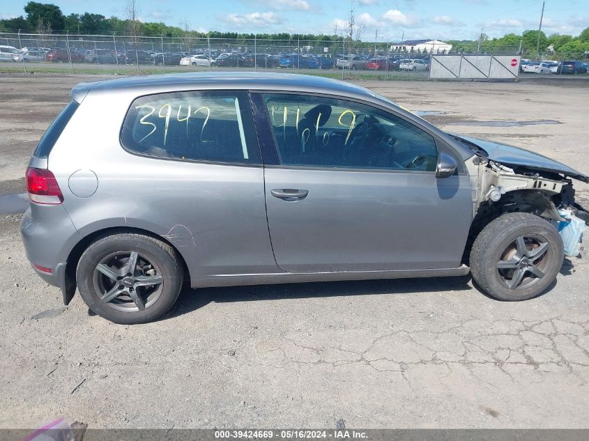 2012 Volkswagen Golf 2.5L 2-Door VIN: WVWBB7AJ5CW352205 Lot: 39424669