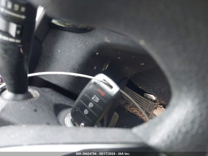 2020 Kia Optima Lx VIN: 5XXGT4L33LG431857 Lot: 39424754