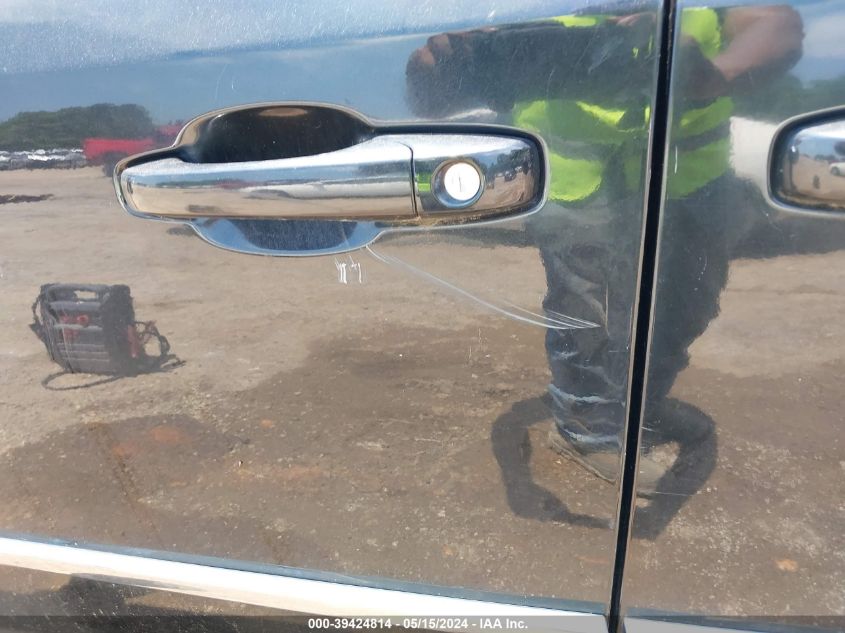 2010 Chrysler Town & Country Touring Plus VIN: 2A4RR8D1XAR428433 Lot: 39424814