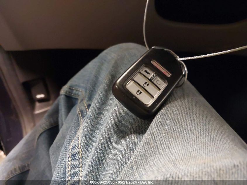 2016 Honda Pilot Touring VIN: 5FNYF6H90GB099275 Lot: 39425090